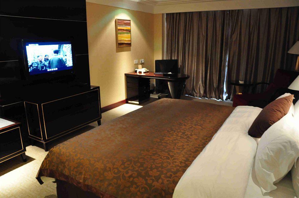 New Cozy Harbour Hotel Nanning Exterior photo